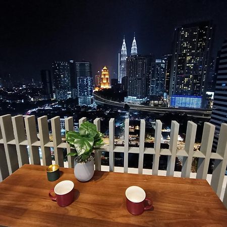 C14B Modern Infinity Pool Klcc Balcony View Kuala Lumpur Exterior foto