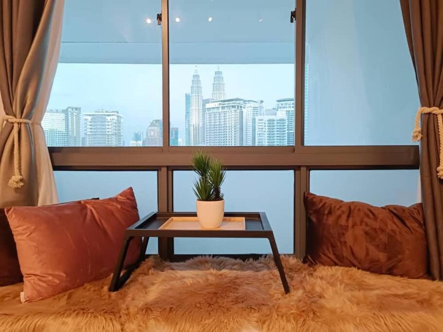 C14B Modern Infinity Pool Klcc Balcony View Kuala Lumpur Exterior foto